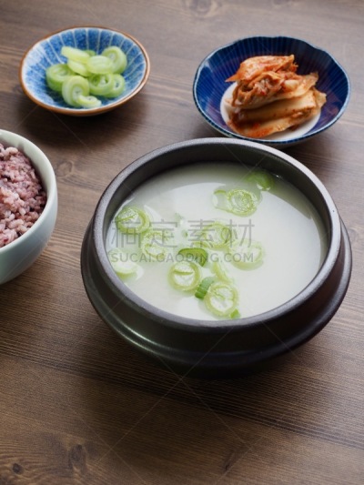 韩国食物,汤,腿骨,牛肉,韩国泡菜,焖菜,饮食产业,米,东方食品,配菜