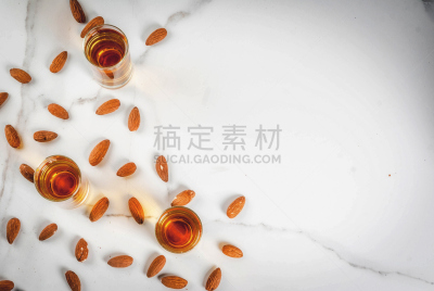 利口酒,黄金,杏仁,白兰地酒杯,褐色,坚果,水平画幅,琥珀,无人,古老的