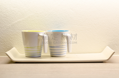 白色,住宅房间,咖啡杯,两个物体,办公室,褐色,水平画幅,洋甘菊茶,饮料,特写