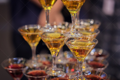 葡萄酒,饮料,香槟,有蔓植物,金色,金字塔形,玻璃杯,红色,闷闷不乐,庆祝