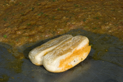 香炸杂菜,主菜盘,快餐,马哈拉施特拉邦,饮食,水平画幅,街道,户外,食品,面包