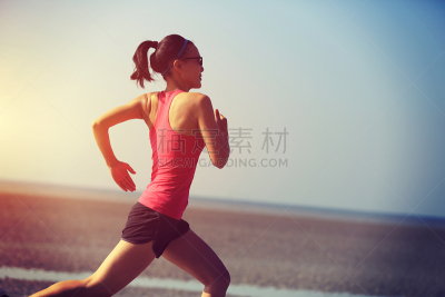 青年人,运动,海滩,女人,慢跑,天空,四肢,水平画幅,沙子,古典式