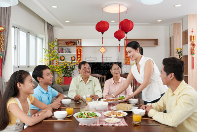 主菜,越南新年,全家福,晚餐,中国元宵节,春节,中国灯笼,越南人,餐具,多代家庭