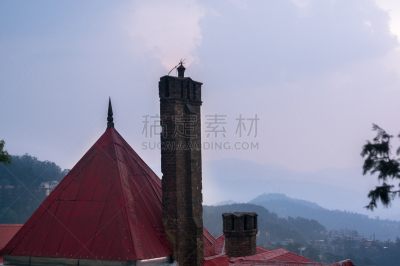 山,建筑外部,红松,屋顶,推铅球,烟囱,天空,水平画幅,西姆拉,喜马拉雅山脉