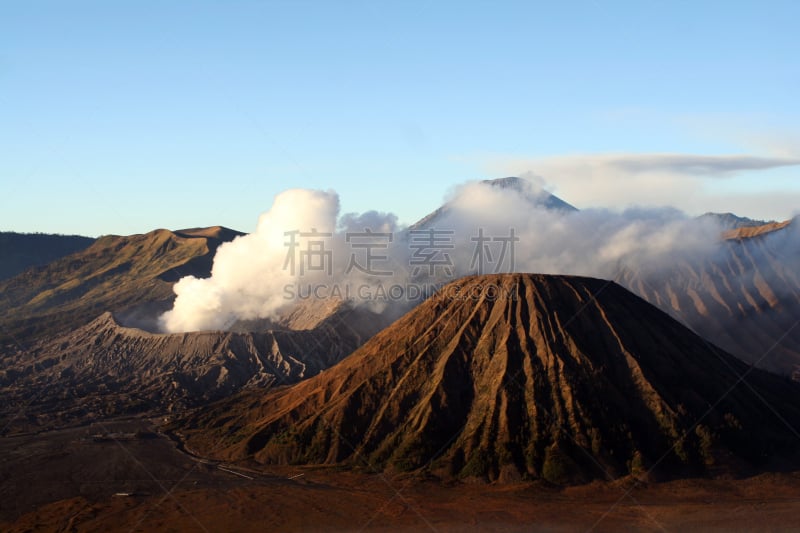 婆罗摩火山,火山,Bromo-Tengger-Semeru National Park,东爪哇,爪哇,水平画幅,地形,火山地形,全景,爆发