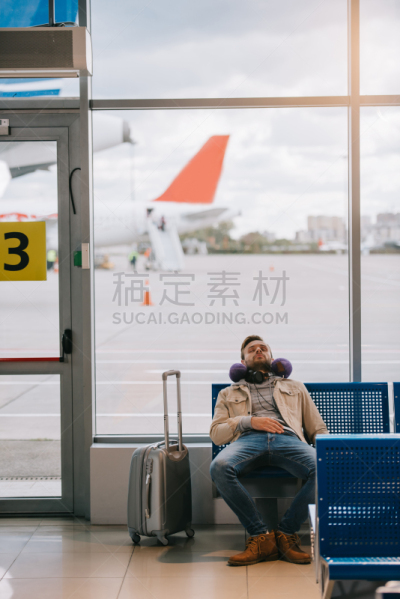 机场,等,青年男人,座舱,旅途,行李,垂直画幅,手提箱,室内,图像