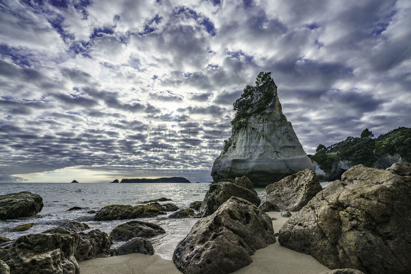 cathedral cove,岩石,沙岩,科罗曼德尔半岛,新西兰,尖峰,水,天空,美,水平画幅