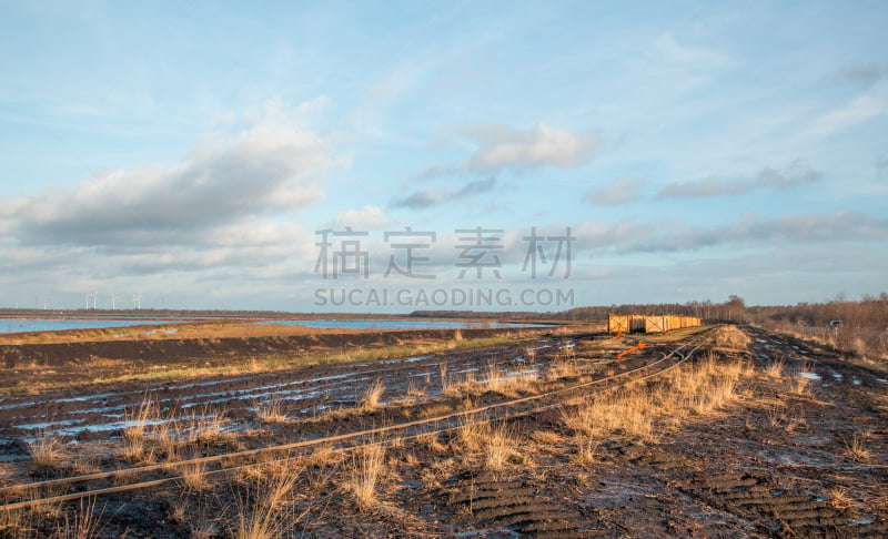 麻省理工学院,天空,水平画幅,云,能源,无人,泥土,铁轨轨道,货运,制造机器