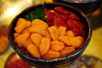 生鱼片,海胆,赤贝寿司,散寿司,海老寿司,鱼肝油,盖饭,鱼子酱,鱼子,鲔鱼