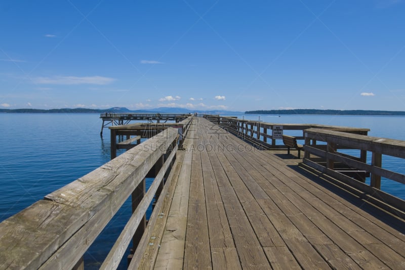 螃蟹,码头,水,天空,度假胜地,水平画幅,椅子,海港,夏天,户外