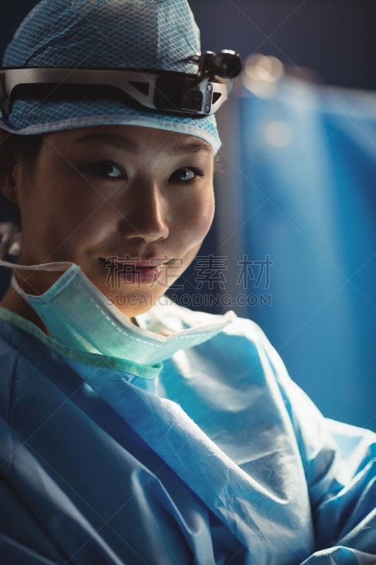 女性,注视镜头,住宅房间,专门技术,健康保健,专业人员,东亚人,女人