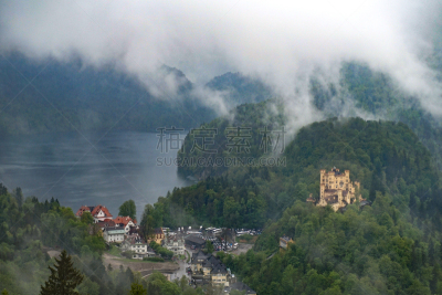 山,森林,城堡,水平画幅,无人,夏天,户外,要塞,哥特式风格,阿尔卑斯山脉