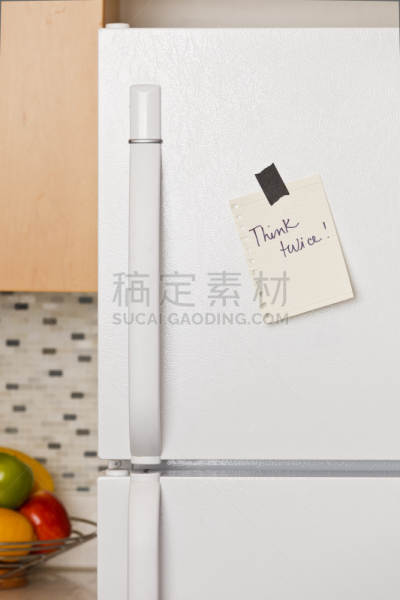 冰箱,笔记本,门,垂直画幅,无人,家庭生活,短语,单词,现代,白色