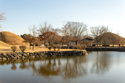 庆州市,韩国,全景,城市,坟墓,水,美,公园,水平画幅,山