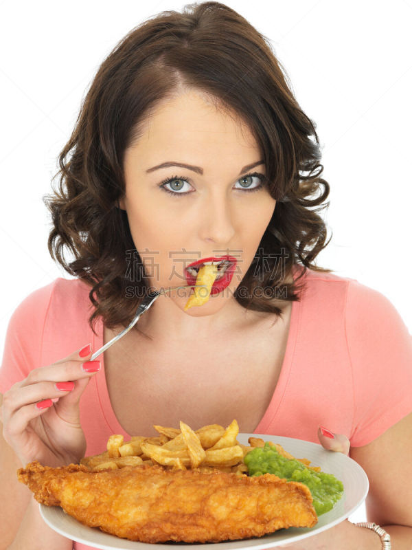 炸鱼薯条,mushy peas,青年女人,垂直画幅,美,注视镜头,美人,黑发,海产,白人