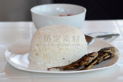 格子烤肉,白米,鱼类,水平画幅,无人,膳食,海产,马达加斯加,鲭鱼,肉