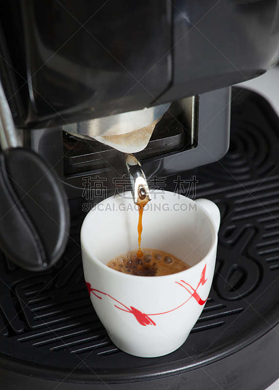 咖啡,豆荚,高压蒸汽咖啡机,垂直画幅,烤咖啡豆,褐色,高视角,早晨,饮料,机器