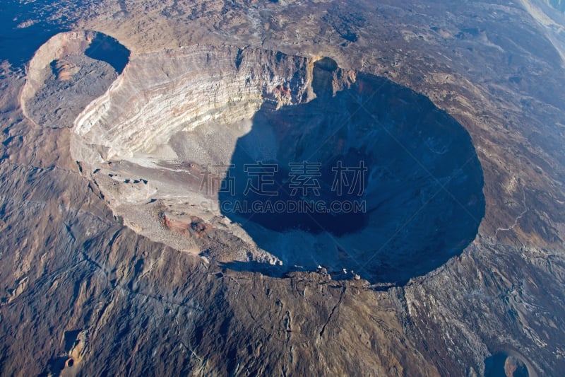 火山,火山口,在上面,弗尔乃斯火山,留尼汪（法属）,自然,法国海外领土,水平画幅,地形,熔岩