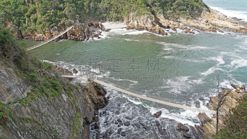 桥,暴风雨,河流,齐齐卡马国家公园,东开普省,花园大道,河口,岩石海岸线,水平画幅,高视角