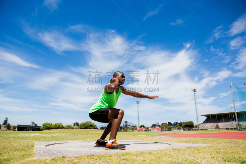 球,推铅球,田径运动员,男性,男子的田赛项目,球洞区,体育场,运动竞赛,水平画幅,努力