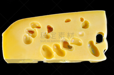 埃曼塔尔干酪,黑色背景,切片食物,钙,奶酪,奶制品,硬干酪,背景分离,法国,食品