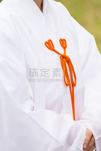女人,日本人,传统服装,灵魂媒介,神殿,垂直画幅,仅日本人,日本,人,东亚
