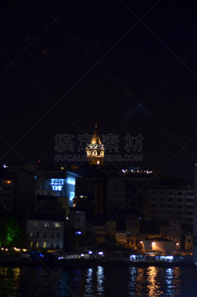 加拉太塔,加拉塔大桥,大约14世纪,热那亚人,贝伊奥卢,垂直画幅,客船,透过窗户往外看,夜晚,顶部