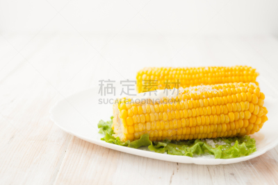 煮食,玉米,白色背景,甜玉米,黄金,桌子,水平画幅,无人,有机食品,煮熟
