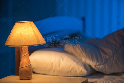床,夜晚,灯,背景聚焦,暗色,午夜,舒服,床头柜,阴影,休闲活动