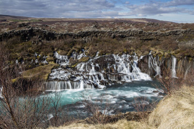 hraunfossar,熔岩,自然,水,水平画幅,地形,瀑布,无人,蓝色,夏天