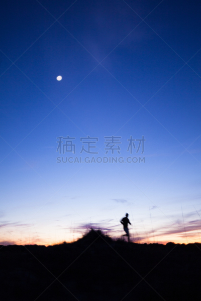慢跑,男性,活力,越野赛跑,运动,曙暮光,仅男人,跑,日落,训练