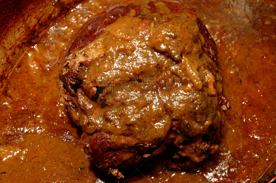 波特派,罐焖牛肉,烤牛肉,炖食,烤肉餐,水平画幅,锅,肉,烤的,意大利食品