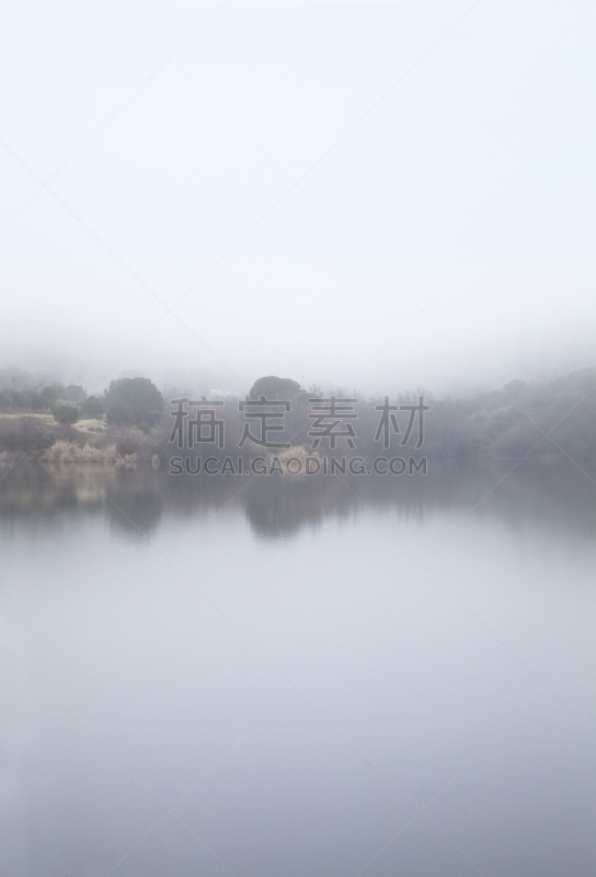垂直画幅,水,灵性,气候,无人,偏远的,户外,湖,神奇小子,彩色图片