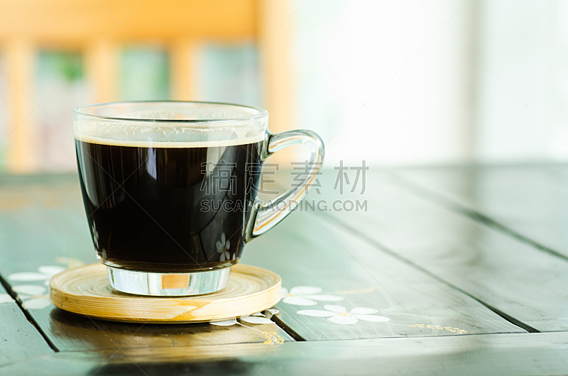 咖啡杯,桌子,水平画幅,木制,无人,玻璃杯,早晨,浓咖啡,饮料,咖啡