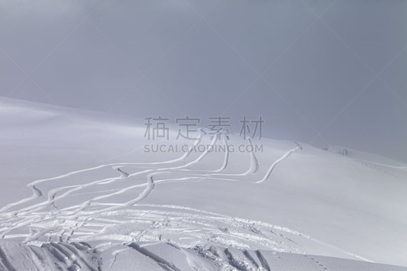 滑雪坡,雾,滑雪痕,高加索山脉,滑雪板,滑雪场,天空,水平画幅,山,雪