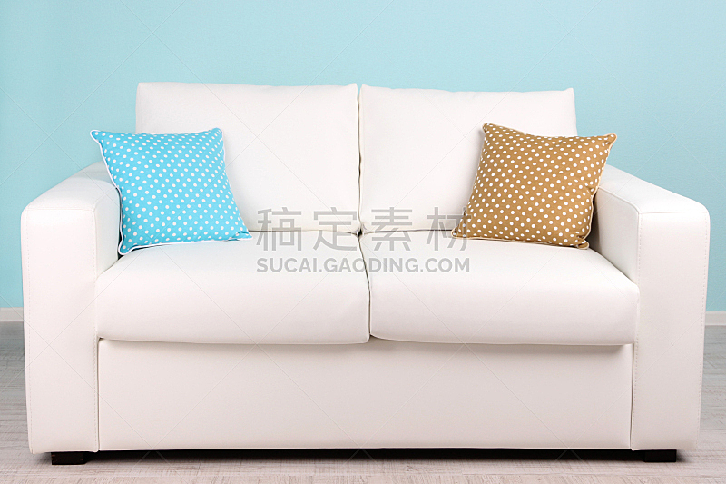 沙发,白色,住宅房间,蓝色背景,水平画幅,墙,无人,家具,现代,地板