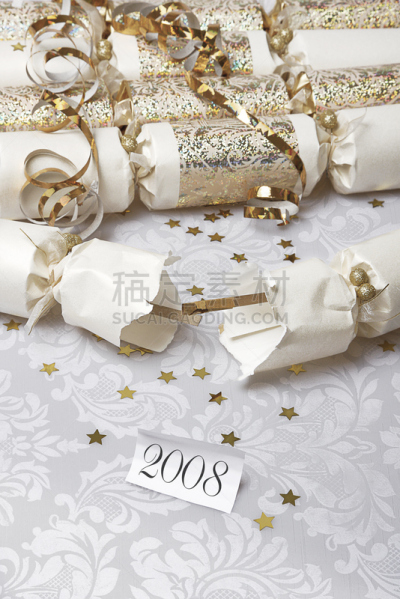 新年前夕,垂直画幅,无人,新年,脆饼干,圣诞装饰物,2008,彩色图片,晚餐,闪亮的