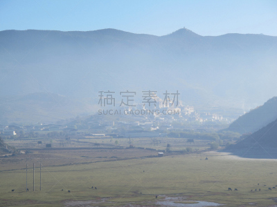 松赞林寺,云南省,香格里拉县,藏族,布达拉宫,犹太教会堂,天空,灵性,透过窗户往外看,过去