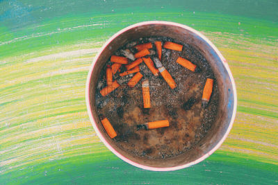 香烟,特写,烟蒂,烟灰缸,美属萨摩亚,碾碎了的,吸烟问题,癌症,风险,健康保健