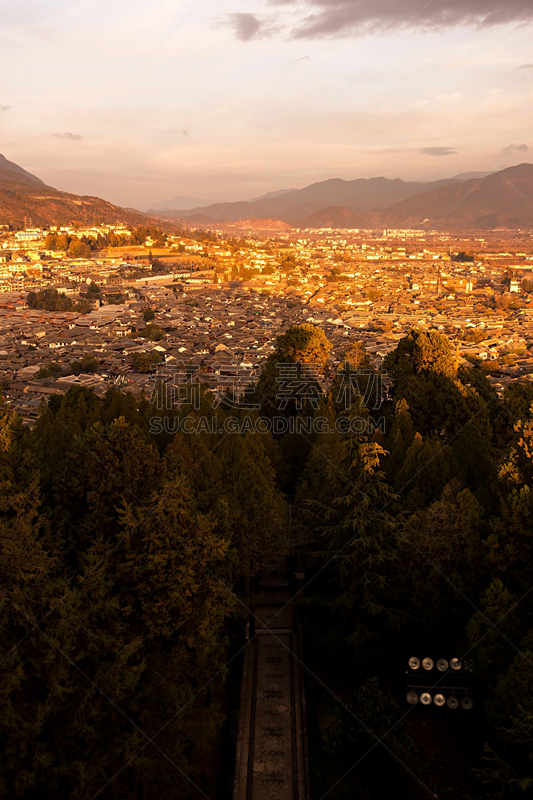 丽江,古城,垂直画幅,旅游目的地,地形,山,无人,户外,云南省,都市风景