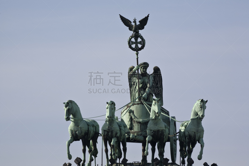 胜利女神四马战车雕像,勃兰登堡大门,胜利女神,波茨坦广场,战车,罗马女神,橄榄枝,希腊女神,亚历山大广场,天空