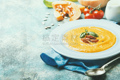 南瓜,胡萝卜汤,素食节,水平画幅,全缘麻风树,无人,营养阶段,欧亚家燕,俄罗斯,摄影