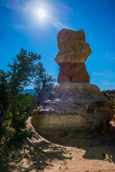 escalante,devil's garden,夜晚,垂直画幅,纪念碑,天空,美,艾丝卡兰迪峡谷,无人,户外