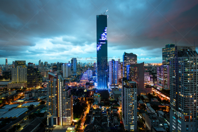 曼谷,泰国,城市天际线,摩天大楼,塔,silom,公寓,天空,水平画幅,夜晚