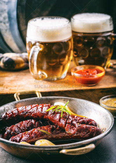 烤的,香肠,香料,西班牙香肠,餐馆,酒店,垂直画幅,经加工的肉,椒类食物,开胃品