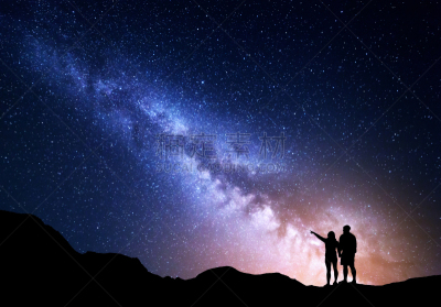 银河系,山,人,天空,青少年,星系,四肢,夜晚,旅行者,男性