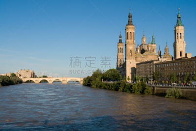 萨拉戈萨,高架铁路铁轨,埃布罗河,水平画幅,建筑,无人,阿拉贡,户外