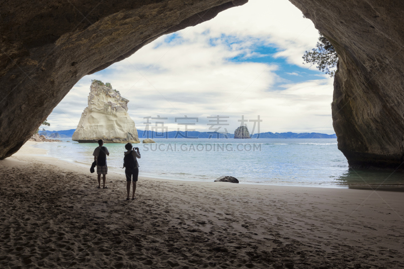 cathedral cove,新西兰,风景,异性恋,哈海,科罗曼德尔半岛,天空,留白,水平画幅,仅成年人