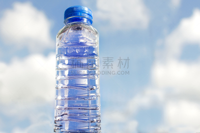 干净,瓶子,饮用水,背景聚焦,清新,天空,水瓶,水,水平画幅,无人