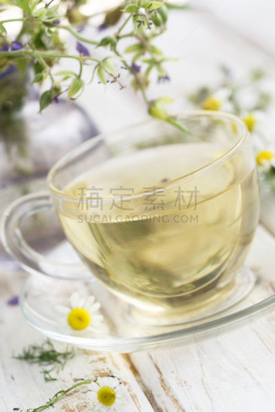 甘菊,垂直画幅,无人,洋甘菊茶,玻璃,甘菊花,饮料,安全,仅一朵花,花茶